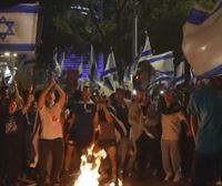 Netanyahu paraliza temporalmente la polémica reforma judicial en Israel ante las protestas masivas