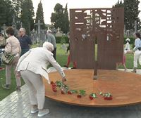 Durango homenajea a las más de 80 víctimas del bombardeo de 1937 enterradas en fosas comunes