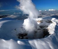 Kolonbiak 7.100 lurrikara zenbatu ditu egun batean Nevado del Ruiz sumendian