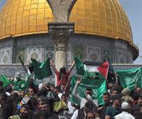 Miles de palestinos protestan contra la violencia israelí antes de los rezos del viernes