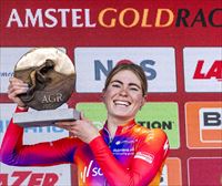 Demi Vollering gana la Amstel Gold Race