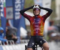 Demi Vollering gana el Tour de Francia de 2023, con Ane Santesteban en la octava posición final