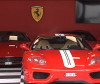 Ferrari autoen alokairuko kontzesionario bat ireki dute Biarritzen