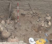 Hallan la tumba de un personaje de élite de la cultura precolombiana de más de 1000 años en Perú