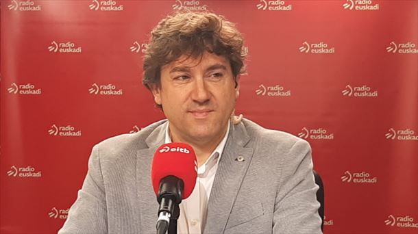 Entrevista a Eneko Andueza (PSE-EE), en Radio Euskadi