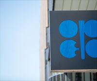 OPEC+ek 2024ko amaiera arte eutsiko die ponpaketa-mozketei