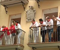 El negocio del alquiler de balcones en San Fermín: 100 reservas diarias a 150 euros por persona