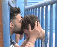 EITB Media, testigo del emotivo encuentro de dos hermanos, uno de ellos superviviente del naufragio de Grecia