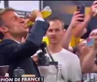 Macron, criticado por fanfarronear con el alcohol en la celebración de la final de la liga de rugby