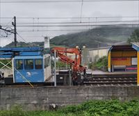 Cortada la circulación de trenes entre Amurrio y Orduña por el descarrilamiento de una máquina de trabajo