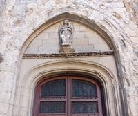La escultura de San Miguel y el convento Dominicas del Casco Viejo afectados por la granizada