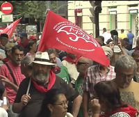 Pensionistas se manifiestan en Bilbao contra los recortes y por una pensión mínima de 1080 euros
