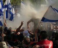 Cañones de agua y detenciones, en una nueva jornada de protestas en Israel