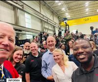 Joe Biden visita la planta de la empresa vasca de Ingeteam en Milwaukee
