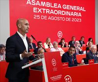 La RFEF cesa al secretario general Andreu Camps y pide disculpas a las jugadoras internacionales