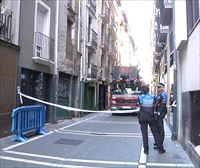 Acordonada la calle San Gregorio de Pamplona por el derrumbe parcial de un edificio