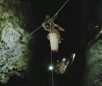 Espectacular rescate de un espeleólogo atrapado a mil metros de profundidad en una cueva en Turquía