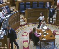 Los diputados de Vox abandonan el Congreso durante la intervención en gallego de un diputado del PSOE