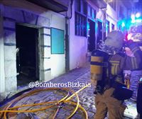 Una persona ha sido rescatada en un incendio registrado en Lekeitio