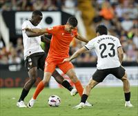 Carlos Fernandezen gol bikain batek urrezko hiru puntu eman dizkio Realari Valentzian (0-1)