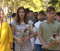 Las Juventudes Socialistas de Euskadi realizan un acto de condena a los ataques al monolito de Buesa y Díez