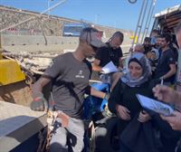 Ya están en tierra las 112 personas rescatadas por el Aita Mari en el Mediterráneo