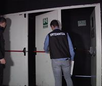 La Ertzaintza inspecciona las discotecas de Euskadi para asegurar la seguridad en la noche de Halloween