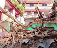 Gutxienez 157 pertsona hil eta 197 zauritu dira lurrikara baten ondorioz, Nepalen