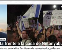 Miles de personas se concentran frente a la casa de Netanyahu, para exigir su dimisión