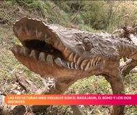 El bosque mágico de Ugasko de Bilbao está lleno de animales y figuras tallados en troncos