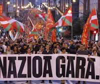 30 000 personas llenan Autonomía para reclamar el reconocimiento de la nación vasca