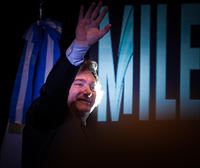 El ultraderechista Javier Milei gana las elecciones en Argentina