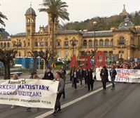Una marcha denuncia en Donostia ''el blanqueo morado'' que se hace de las reivindicaciones feministas