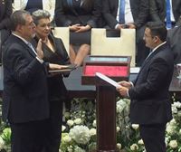 Bernardo Arévalo, investido presidente de Guatemala después de que la ceremonia se retrasase varias horas