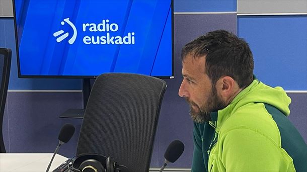 Álex Txikon en Radio Euskadi
